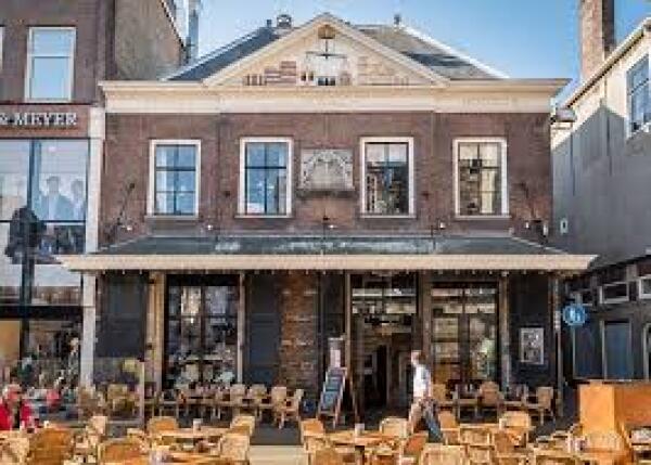 De Waag